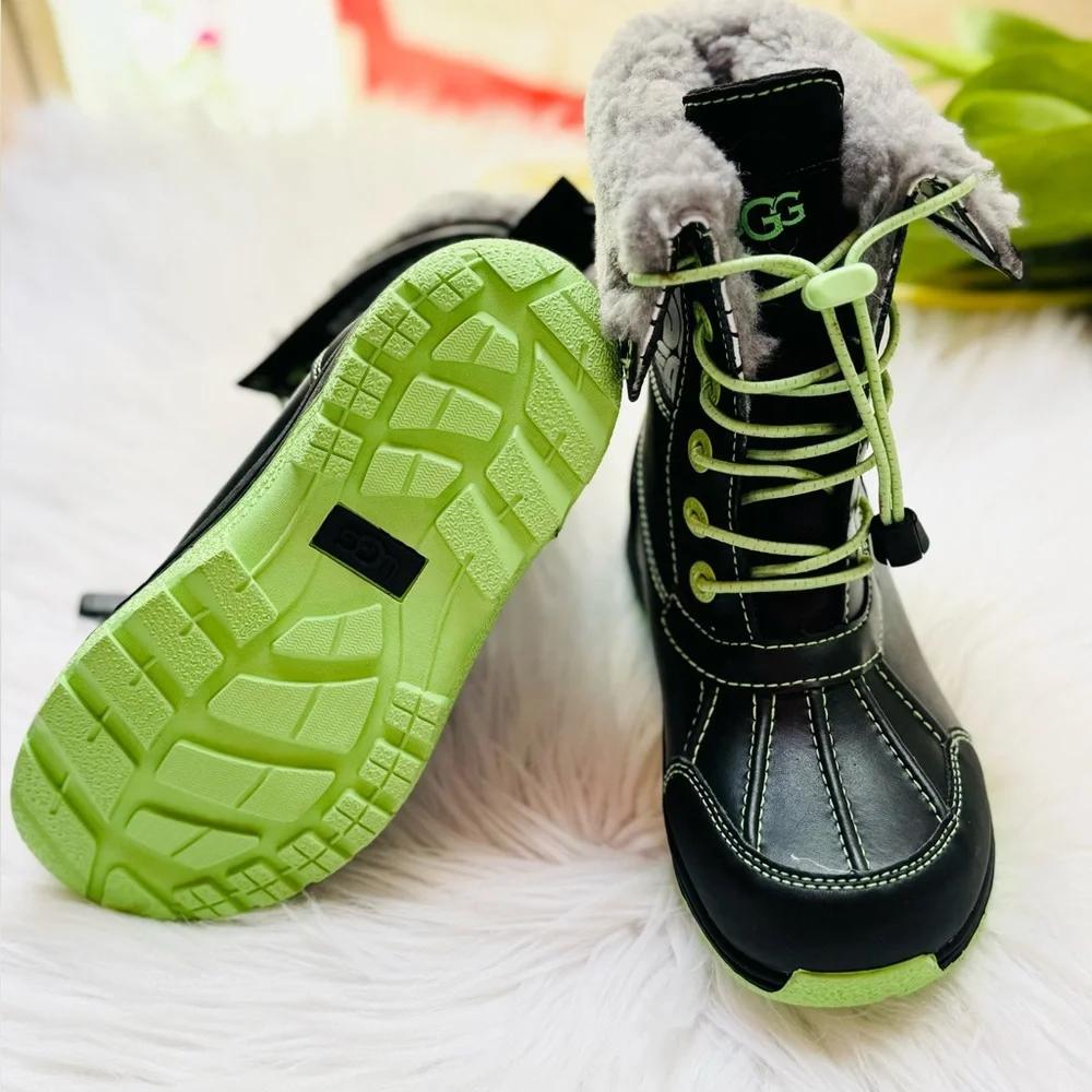 NEW | UGG Kids Butte II CWR Glow Graphic Winter Boots